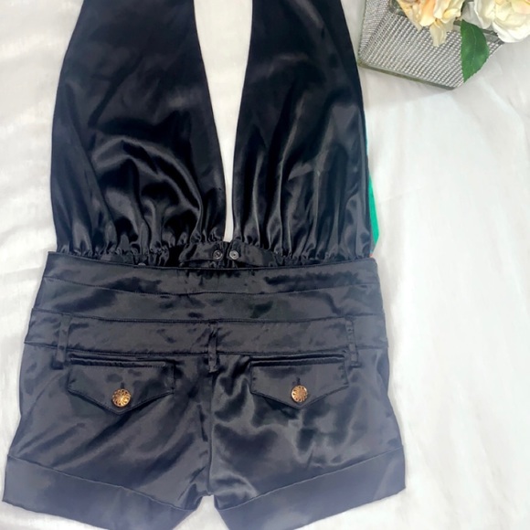 Guess - Picture 3 of 5